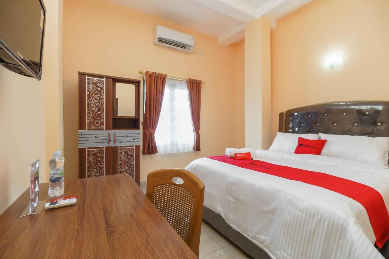 RedDoorz Syariah near Palembang Square Mall 3 Bagian luar foto