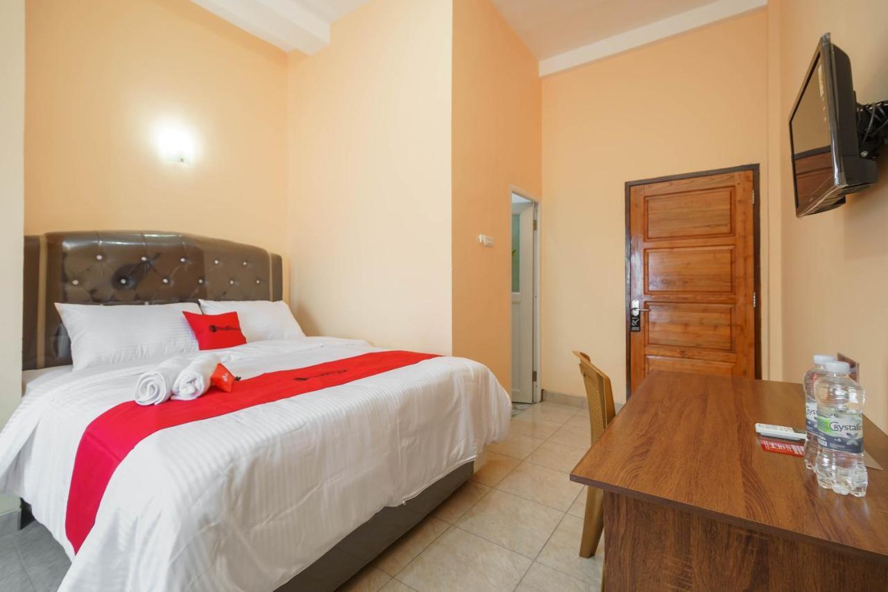 RedDoorz Syariah near Palembang Square Mall 3 Bagian luar foto